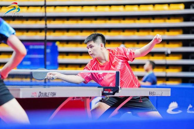 有点陌生甚 有点陌生甚